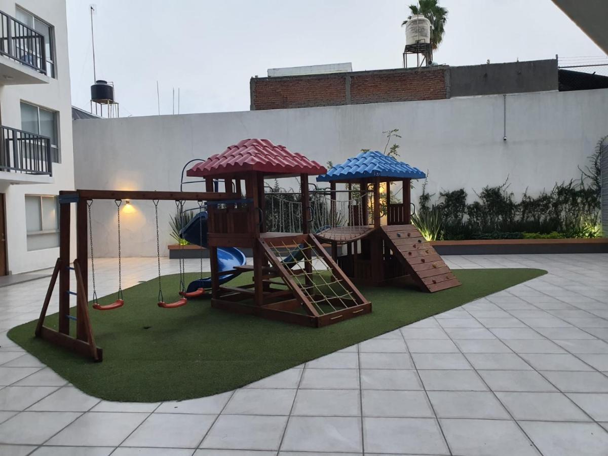 Апартаменти Departamento Nuevo Y Centrico Con Ambiente Familiar En Гвадалахара Екстер'єр фото