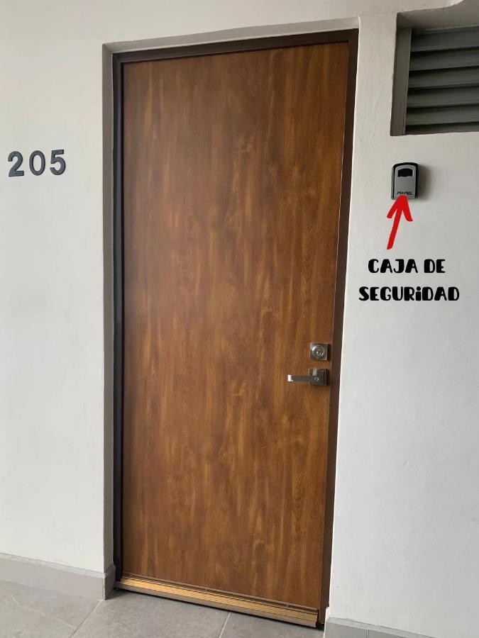 Апартаменти Departamento Nuevo Y Centrico Con Ambiente Familiar En Гвадалахара Екстер'єр фото